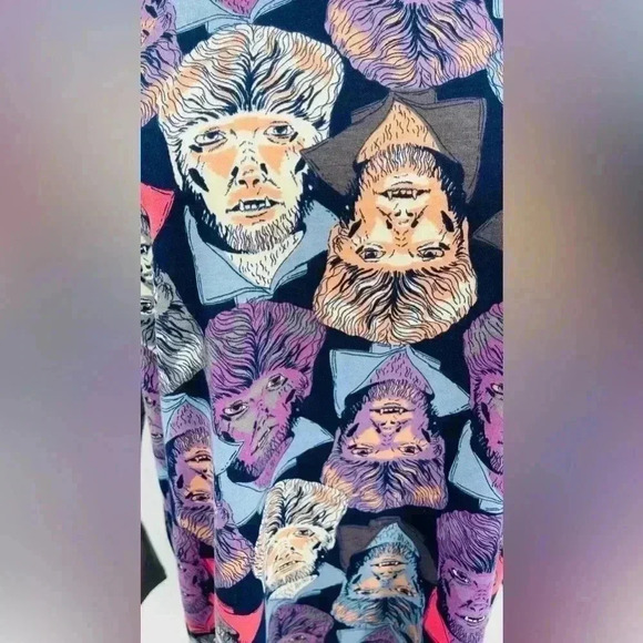 LuLaRoe Randy Tee Werewolves Halloween 3/4 Sleeve Plus Size 3XL Top - Picture 5 of 8